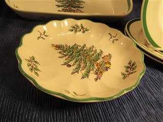 VTG LOT OF 17 SPODE CHRISTMAS TREE PORCELAIN DISHES PLATES BOWLS CUPS COASTERS